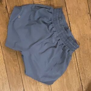 Lululemon hotty hot 4 inch Nile blue